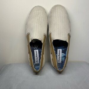 Tommy Bahama Tan Slip-On Men's Loafers Size 9.5